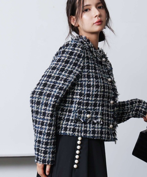 PICCIN PERLA(ピッチンペルラ)の「ツイードノーカラージャケット(ノーカラージャケット・レディース・レッド系その他/ブルー系その他・M)」の6枚目の写真