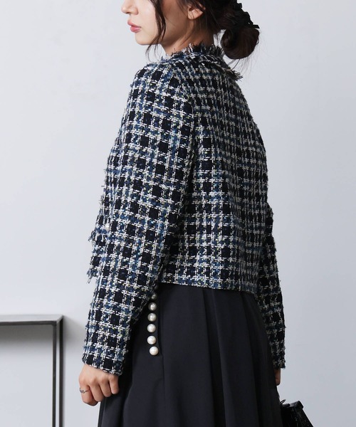 PICCIN PERLA(ピッチンペルラ)の「ツイードノーカラージャケット(ノーカラージャケット・レディース・レッド系その他/ブルー系その他・M)」の4枚目の写真