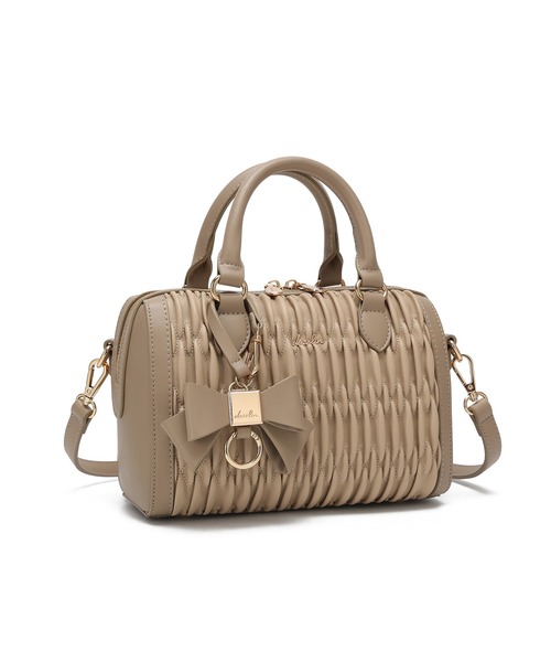 dazzlin（ダズリン）の「【dazzlin/ダズリン】リボンチャーム付 ギャザーシャーリングボストンバッグ（ボストンバッグ・レディース・アイボリー/ベージュ/ブラック・FREE）」の12枚目の写真