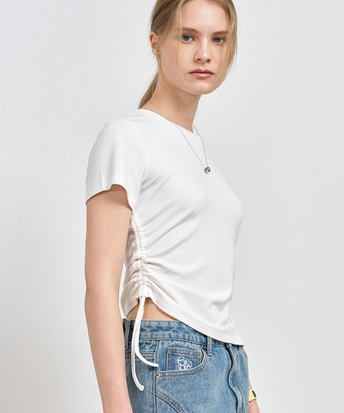 GENERAL IDEA(ジェネラルアイデア)の「GENERAL IDEA/ジェネラルアイディア shirring half t-shirts Tシャツ(Tシャツ/カットソー・レディース・ホワイト/レッド・M/S/L)」の7枚目の写真