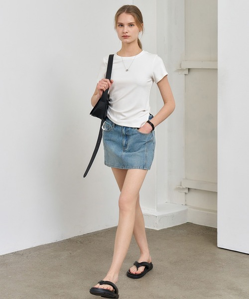 GENERAL IDEA(ジェネラルアイデア)の「GENERAL IDEA/ジェネラルアイディア shirring half t-shirts Tシャツ(Tシャツ/カットソー・レディース・ホワイト/レッド・M/S/L)」の9枚目の写真
