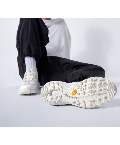 Reebok（リーボック）の「ジグ キネティカ 2.5 エッジ / ZIG KINETICA 2.5 EDGE（スニーカー・メンズ・ブラウン/ブラック/オフホワイト・23.0cm/23.5cm/24.5cm/24.0cm/25.0cm/25.5cm/26.0cm/26.5cm/27.0cm/27.5cm/28.0cm/28.5cm/29.0cm/30.0cm/22.5cm）」の12枚目の写真