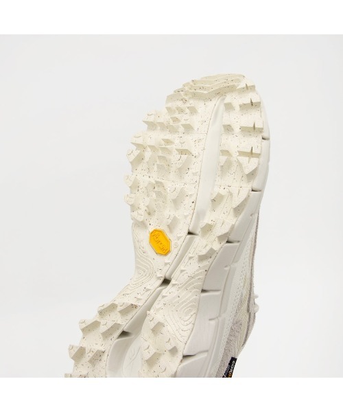 Reebok（リーボック）の「ジグ キネティカ 2.5 エッジ / ZIG KINETICA 2.5 EDGE（スニーカー・メンズ・ブラウン/ブラック/オフホワイト・23.0cm/23.5cm/24.5cm/24.0cm/25.0cm/25.5cm/26.0cm/26.5cm/27.0cm/27.5cm/28.0cm/28.5cm/29.0cm/30.0cm/22.5cm）」の17枚目の写真