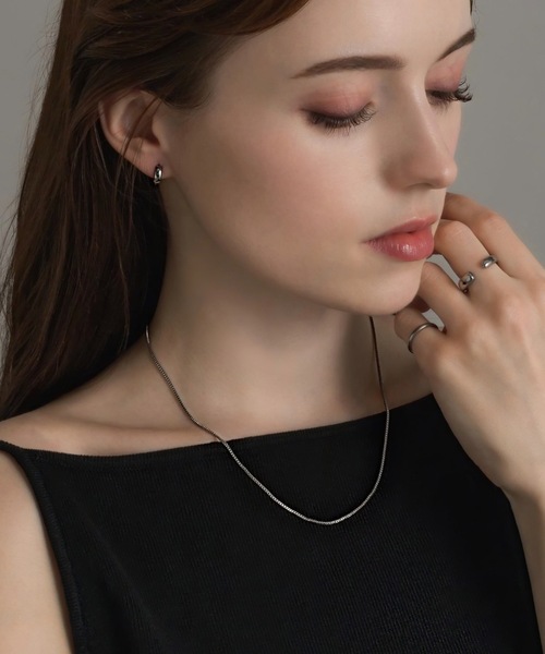 muku(ムク)の「PIERCE/MINI HOOP(ピアス(両耳用)・レディース・シルバー/ゴールド・FREE)」の14枚目の写真