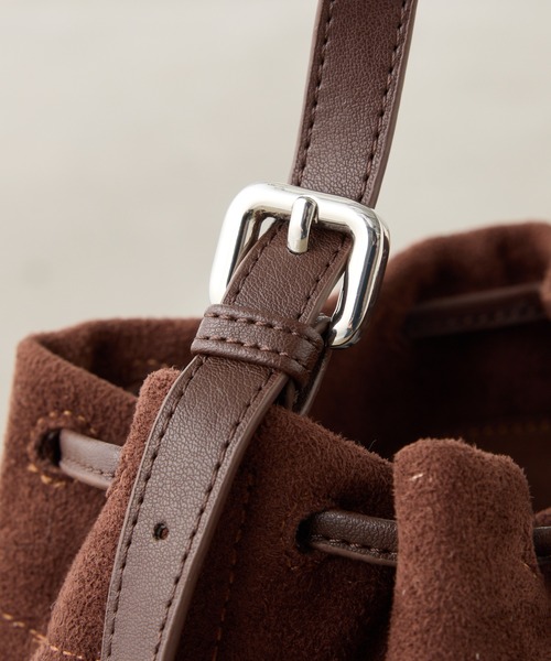 PAPILLONNER（パピヨネ）の「【OT】スタッズショルダーバッグ（ショルダーバッグ・レディース・ダークブラウン/ブルー・FREE）」の9枚目の写真