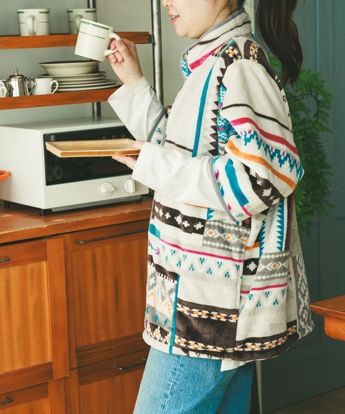 BAYFLOW(ベイフロー)の「着る半袖ブランケット25AW(ブランケット・メンズ・ブラック系/グレー系/ブラウン系・ONE SIZE)」の4枚目の写真