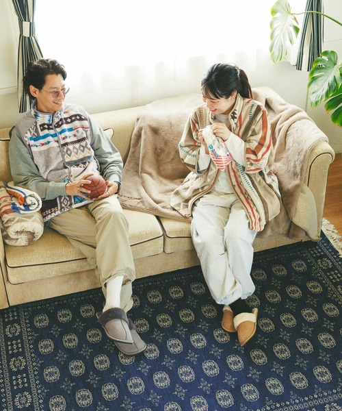 BAYFLOW(ベイフロー)の「着る半袖ブランケット25AW(ブランケット・メンズ・ブラック系/グレー系/ブラウン系・ONE SIZE)」の6枚目の写真