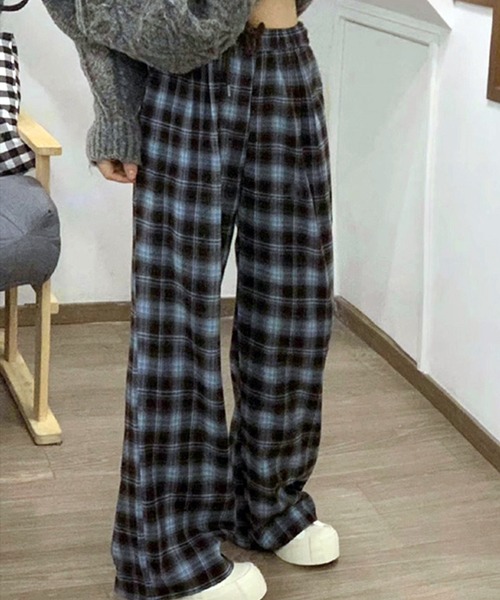 VIBGYOR（ヴィブジョー）の「チェック柄ワイドパンツ/起毛素材 ゆるストリートボトム(CZ)（その他パンツ・レディース・ブラウン/ブルー・MEDIUM/LARGE）」の3枚目の写真