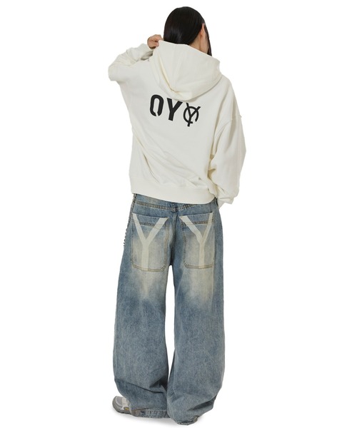 OY(オーワイ)の「『OY/オーワイ』METAL LOGO HOODIE ZIP UP/メタルロゴジップアップパーカー(パーカー・メンズ・ホワイト/ブラック・L/M)」の9枚目の写真