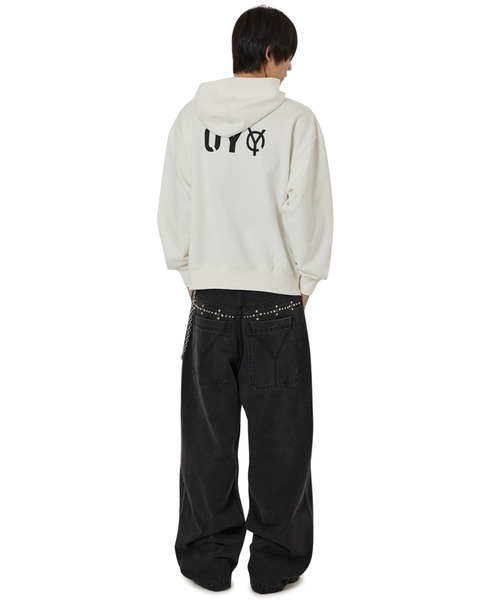 OY(オーワイ)の「『OY/オーワイ』METAL LOGO HOODIE ZIP UP/メタルロゴジップアップパーカー(パーカー・メンズ・ホワイト/ブラック・L/M)」の11枚目の写真