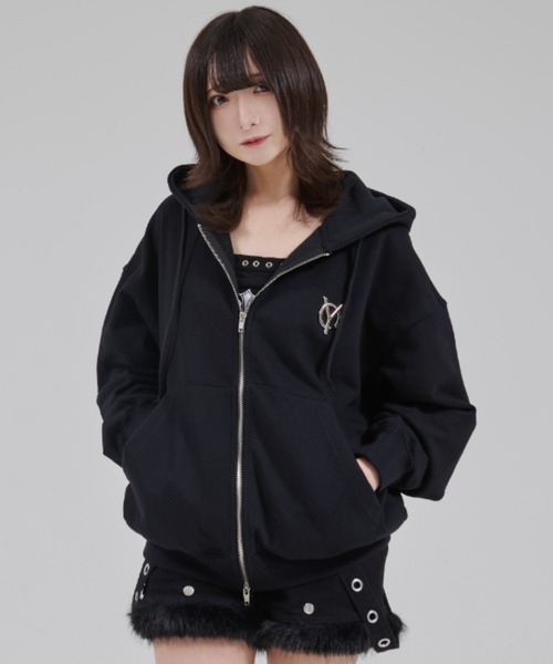 ぴーおか OY/オーワイ』METAL LOGO HOODIE ZIP UP/メタルロゴジップアップ