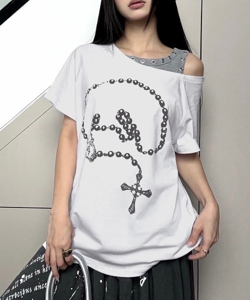 FUNdaysion(ファンデイション)の「ロザリオプリントオフショルTシャツ(Tシャツ/カットソー・レディース・ブラック/ホワイト・M)」の10枚目の写真