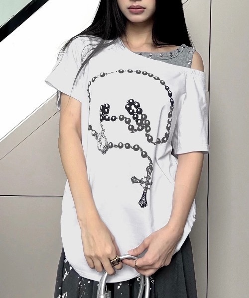 FUNdaysion(ファンデイション)の「ロザリオプリントオフショルTシャツ(Tシャツ/カットソー・レディース・ブラック/ホワイト・M)」の11枚目の写真