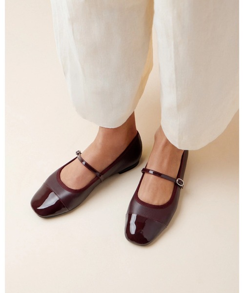 Repetto(レペット)の「Georgiana メリージェーン - ラバーソール - EUサイズ / V4222VVE(バレエシューズ・レディース・ワインレッド・35/40/39/38/37/36)」の1枚目の写真
