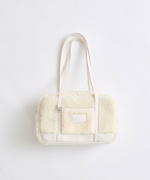 OLIVE des OLIVE(オリーブデオリーブ)の「もこもこボアバッグ(ショルダーバッグ・レディース・ベージュ/サックスブルー/アイボリー・FREE)」の2枚目の写真