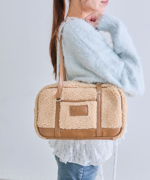 OLIVE des OLIVE(オリーブデオリーブ)の「もこもこボアバッグ(ショルダーバッグ・レディース・ベージュ/サックスブルー/アイボリー・FREE)」の18枚目の写真