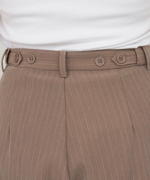 SHENERY（シーナリー）の「ダブルタックストライプワイドパンツ（その他パンツ・レディース・ベージュ/グレー・36/38）」の5枚目の写真