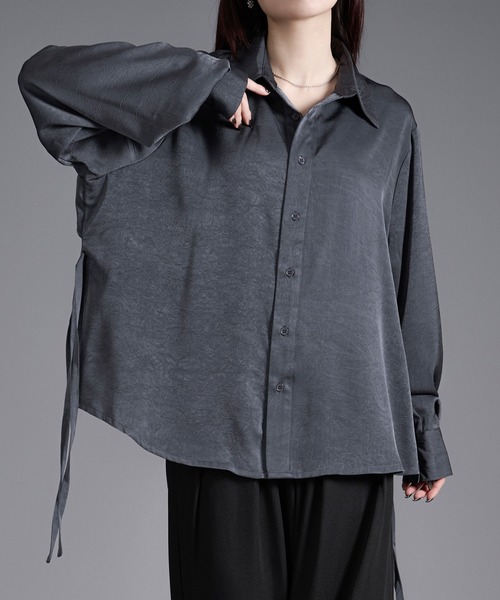 Ellno Loset（エルノロゼット）の「サイドコードバックヨークサテンシャツ（シャツ/ブラウス・メンズ・ブラック/ボルドー/ブルーグレー・SMALL/MEDIUM/LARGE）」の20枚目の写真