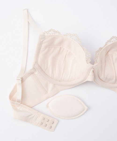 ラメ入り花刺繍ブラセット（ブラ&ショーツ）｜Honeys（ハニーズ）の