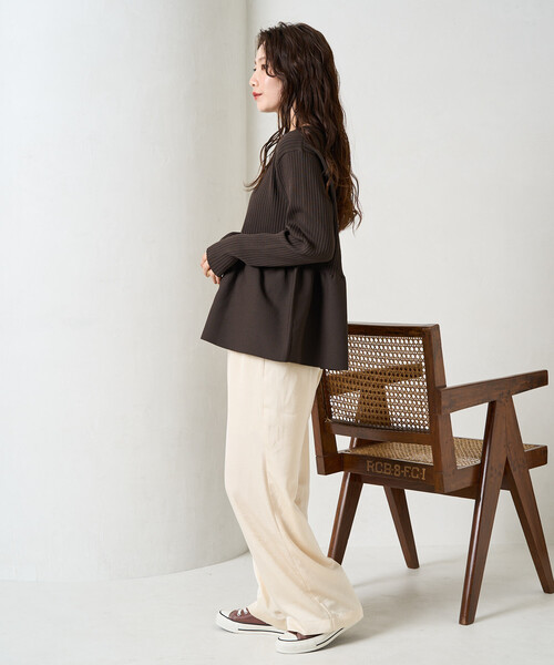 せりちゃんフルセット＋ベースフォーム 限定展開 ウォッシャブル ペプラム ニット プルオーバー（ニット