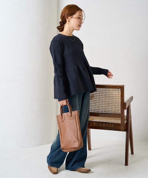 FREAK'S STORE(フリークスストア)の「限定展開 ウォッシャブル ペプラム ニット プルオーバー(ニット/セーター・レディース・ブラック/ナチュラル/ブラウン/レッド/ネイビー・フリ-)」の14枚目の写真