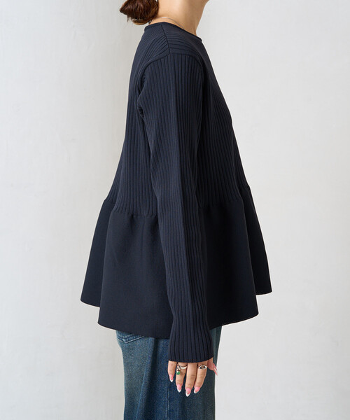 FREAK'S STORE(フリークスストア)の「限定展開 ウォッシャブル ペプラム ニット プルオーバー(ニット/セーター・レディース・ブラック/ナチュラル/ブラウン/レッド/ネイビー・フリ-)」の16枚目の写真