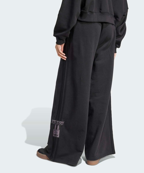 adidas(アディダス)の「アディブレイク アディカラー ワイド スウェットパンツ / アディダスオリジナルス adidas Originals(スウェットパンツ・レディース・ブラック・SMALL/X-SMALL/LARGE/MEDIUM/X-LARGE/XX-LARGE)」の2枚目の写真