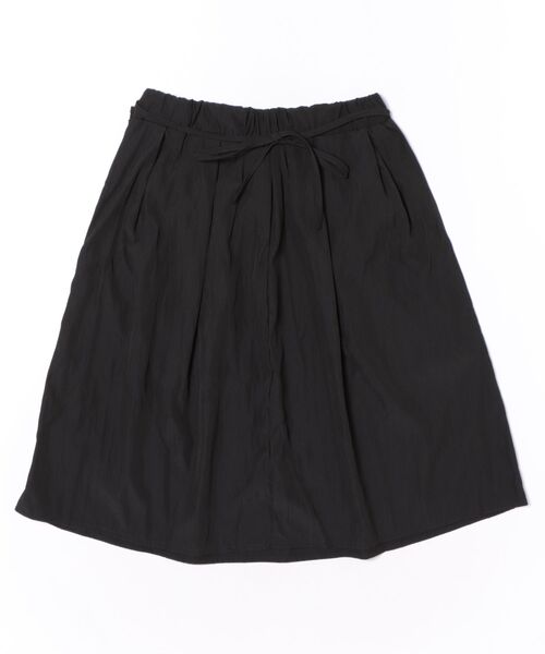 STAY MOTION（ステイモーション）の「【WEB限定】ウエストポーチ付きミドル丈プリーツスカート［韓国ファッション カジュアル］（スカート・レディース・ブラック/チャコールグレー・F）」の5枚目の写真