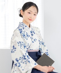 SOUBIEN(ソウビエン)の【floro by SOUBIEN】ハイジュニア袴4点セット(着物・襦袢・下帯・袴)(着物)