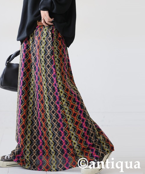 antiqua(アンティカ)の「カラフル刺繍ロングスカート(スカート・レディース・ブラック/カーキ・ONESIZE)」の1枚目の写真