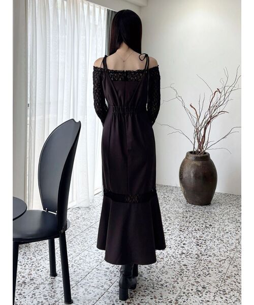 MERCURYDUO(マーキュリーデュオ)の「レースパネル切替ワンピース(ワンピース・レディース・ブラウン/グレー・SMALL/MEDIUM)」の6枚目の写真