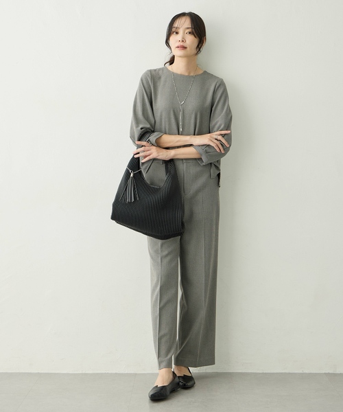 A/C DESIGN BY ALPHA CUBIC（エーシーデザインバイアルファキュービック）の「エンボストートバッグ（トートバッグ・レディース・ブラック/ベージュ・フリー）」の6枚目の写真