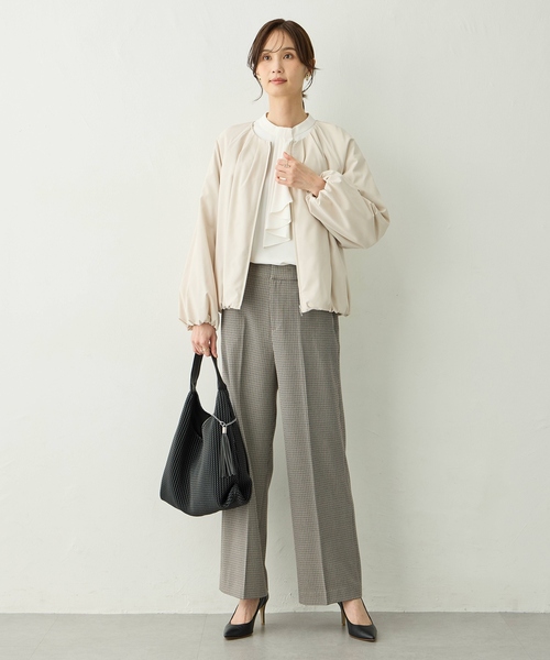 A/C DESIGN BY ALPHA CUBIC（エーシーデザインバイアルファキュービック）の「エンボストートバッグ（トートバッグ・レディース・ブラック/ベージュ・フリー）」の7枚目の写真