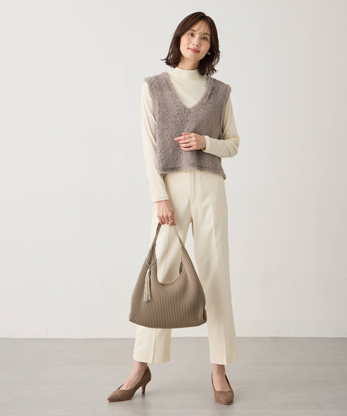 A/C DESIGN BY ALPHA CUBIC（エーシーデザインバイアルファキュービック）の「エンボストートバッグ（トートバッグ・レディース・ブラック/ベージュ・フリー）」の10枚目の写真