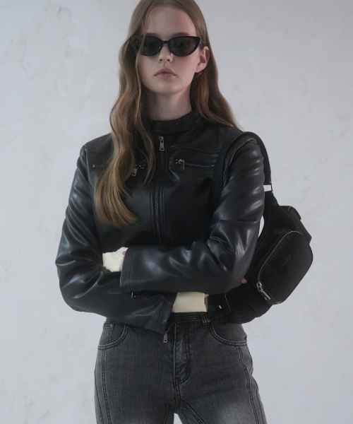 AVANDRESS(アバンドレス )の「Rider Art Leather Jacket PURPLE(ライダースジャケット・レディース・パープル・SMALL/MEDIUM)」の3枚目の写真