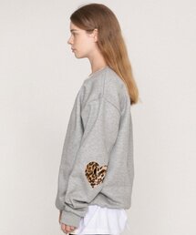 [UNISEX]エルボーレオパードハートマンツーマン_グレー