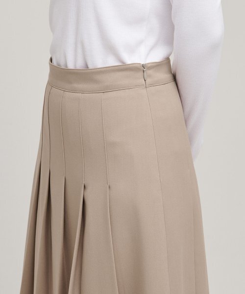 MUSINSA STANDARD WOMAN(ムシンサスタンダードウーマン)の「レディースプリーツミディスカート【ベージュ】(スカート・レディース・その他・SMALL/MEDIUM/LARGE/X-SMALL)」の10枚目の写真