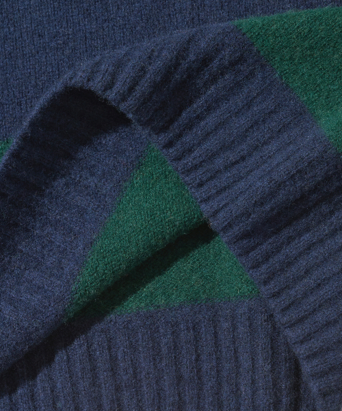 OUTSTANDING(アウトスタンディング)の「PURE WOOL WHOLEGARMENT STRIPE KNIT_GREEN/BLUE(ニット/セーター・メンズ・その他・SMALL/MEDIUM/LARGE)」の5枚目の写真