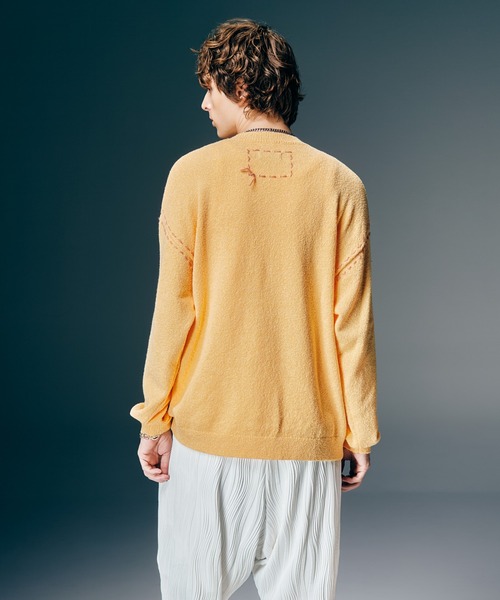 glamb(グラム)の「Hand Beaded Logo Knit / ハンドビーデッドロゴニット(ニット/セーター・メンズ・イエロー/ブラック/ブルー・S/M/L)」の10枚目の写真