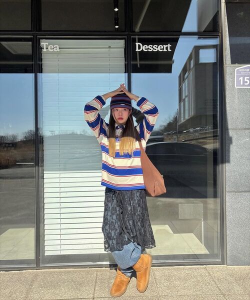VANONE ATELIER(バノンアトリエ)の「A3509 マルチストライプカラーTシャツ_Blue(ポロシャツ・レディース・ブルー・FREE)」の6枚目の写真
