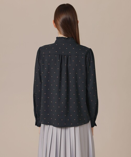 MACKINTOSH LONDON（マッキントッシュ ロンドン）の「Ｍドットプリントブラウス（シャツ/ブラウス・レディース・ベージュ/ブラック・38/40）」の7枚目の写真