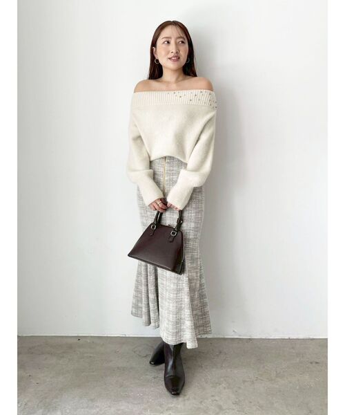 LAGUNAMOON（ラグナムーン）の「CHNラクーンブレンドビジューオフショルニットプルオーバー（ニット/セーター・レディース・ホワイト/ピンク/ブラック・FREE）」の22枚目の写真