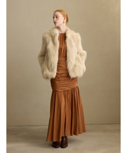 SINCETHEN(シンスゼン)の「Winter fox fur jacket(ムートンコート・レディース・その他・FREE)」の4枚目の写真