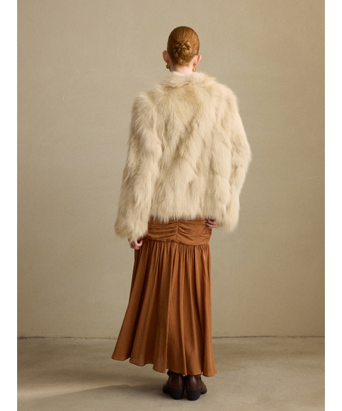 SINCETHEN(シンスゼン)の「Winter fox fur jacket(ムートンコート・レディース・その他・FREE)」の7枚目の写真