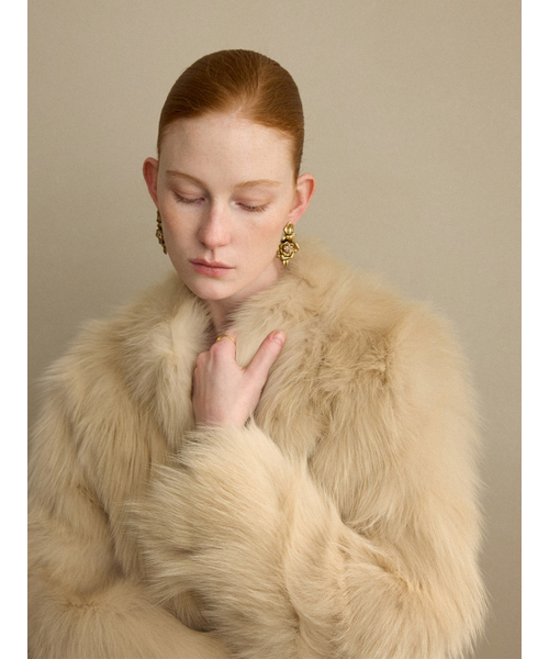SINCETHEN(シンスゼン)の「Winter fox fur jacket(ムートンコート・レディース・その他・FREE)」の12枚目の写真