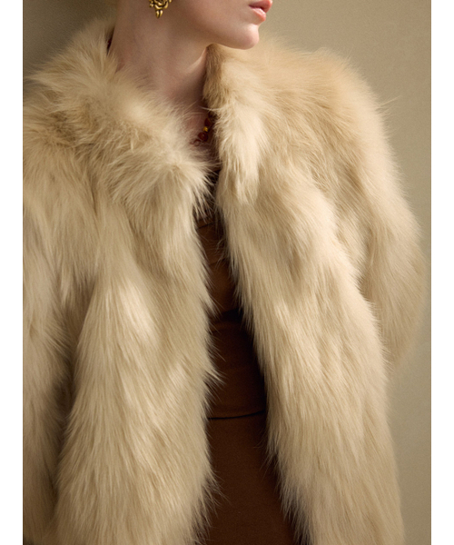 SINCETHEN(シンスゼン)の「Winter fox fur jacket(ムートンコート・レディース・その他・FREE)」の14枚目の写真