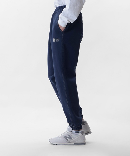 NEW BALANCE(ニューバランス)の「1000 スウェットパンツオーバーサイズフィット(スウェットパンツ・メンズ・ブラック/グレー/ネイビー・SMALL/MEDIUM/LARGE/X-LARGE)」の12枚目の写真