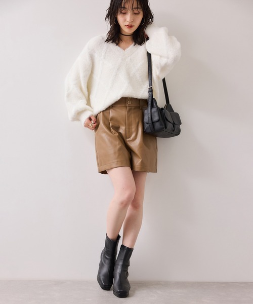 VIS（ビス）の「レザーショートパンツ（その他パンツ・レディース・ブラック/キャメル・FREE）」の15枚目の写真