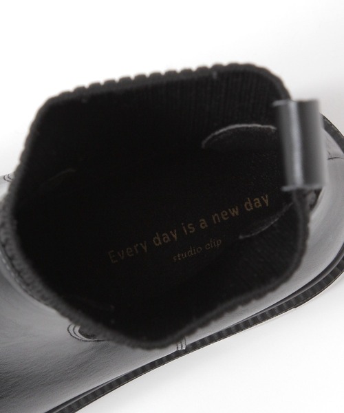 studio CLIP(スタディオクリップ)の「【消臭・抗菌防臭・軽量】厚底ニットブーツ(ブーツ・レディース・ブラック/アイボリー・LARGE/MEDIUM)」の20枚目の写真