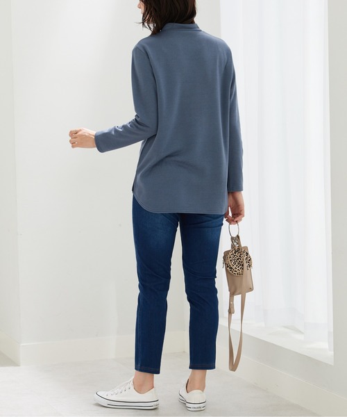 BELLUNA PLUS(ベルーナ)の「ロゴ刺しゅう裏起毛ニットソーチュニック(Tシャツ/カットソー・レディース・ピンク/ブルーグレー/杢グレー/ブラック・MEDIUM/X-LARGE/LARGE)」の10枚目の写真